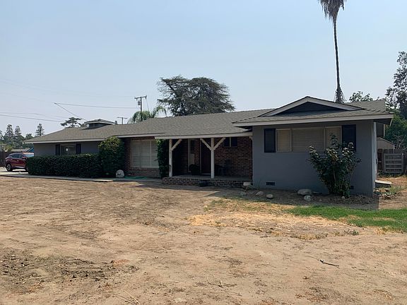 3rd image of 1837 E Tulare Ave