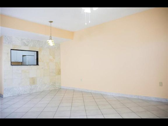 2nd image of 250 NW 107th Ave APT 107