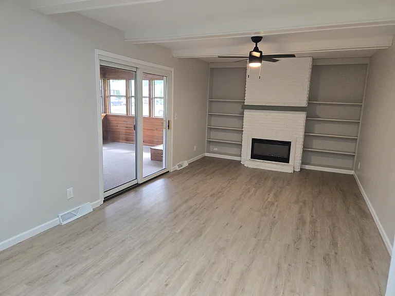 5625 Knollwood Rd — Photo 8