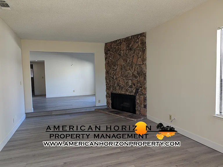 7400 Gallant Cir — Photo 2