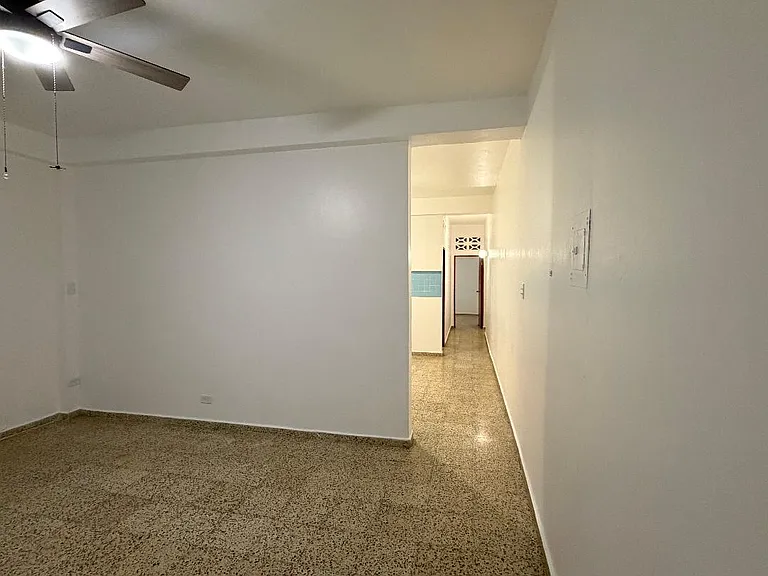 J8 Calle 10 — Photo 8