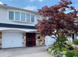 16-30 157th St, Flushing, NY 11357