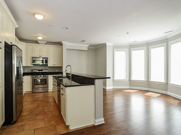 4th image of 695 Roger Williams Ave Unit 203