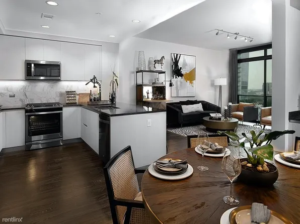 811 Buffalo Pass Dr #12044104, Houston, TX 77095