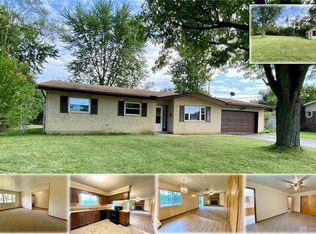216 Southerly Hills Dr, Englewood, OH