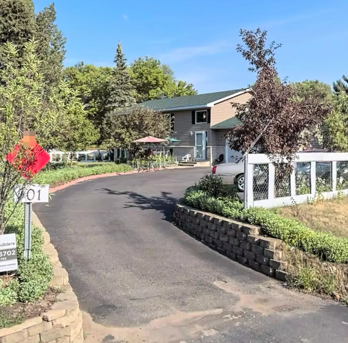 1 bed, 1040 sqft, $900 — Photo 3