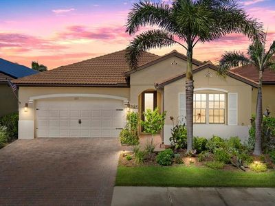 323 Toscavilla Blvd, Nokomis, FL, 34275