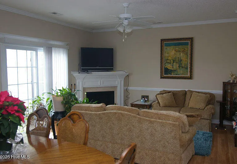 101 Fosbury Way #A — Photo 2