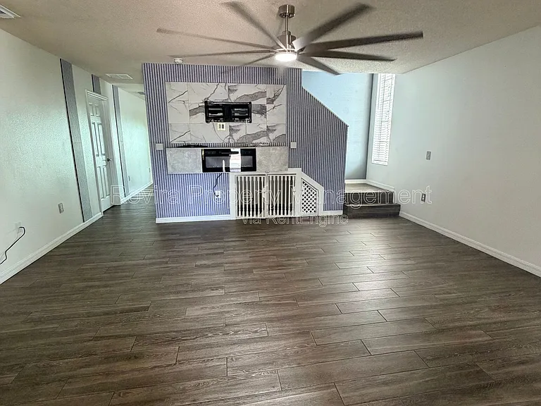 218 Ronaldale Ave — Photo 15
