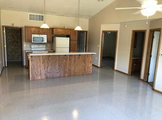 1537 SW Washburn Ave, Topeka, KS 66604