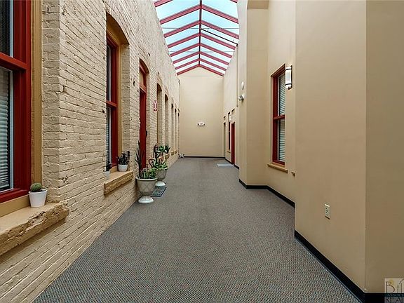 4th image of 104 North Broadway