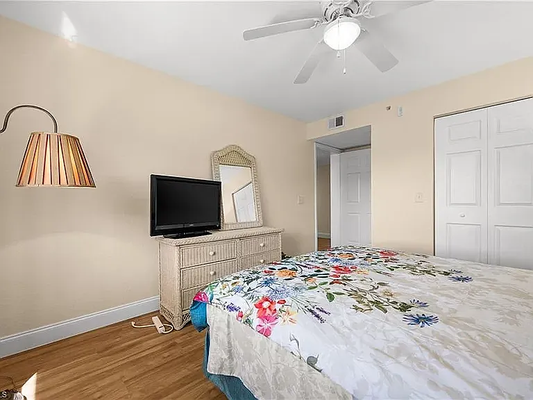 812 Key Royal Cir #8264 — Photo 17