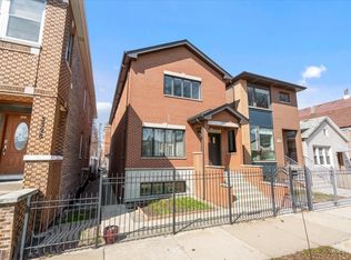 3326 S Lituanica Ave, Chicago, IL