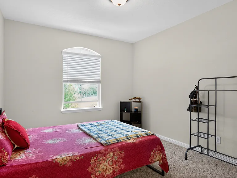 3912 Crater Cir — Photo 19