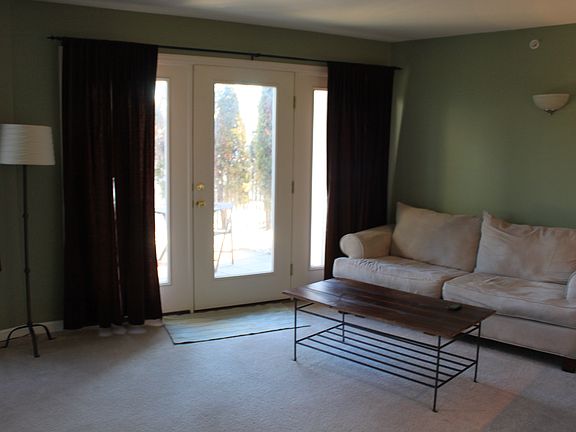 3rd image of 3250 Fairfield Ave APT 129