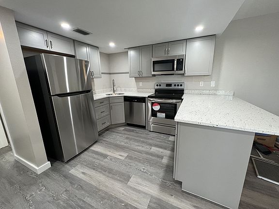 5th image of 21260 Brinson Ave
