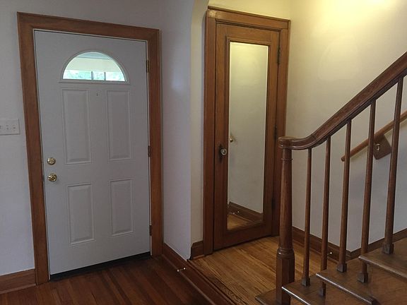 4th image of 34 N Huron Ave