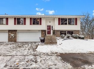 4226 Bridgewood Ter, Vadnais Heights, MN 55127
