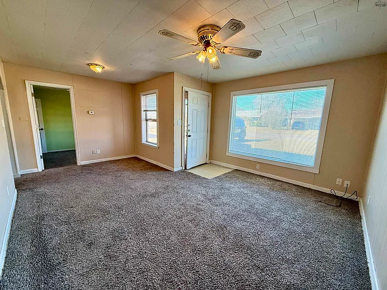 3013 Lavell Ave — Photo 4