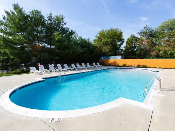 Abbey Walk Apartments