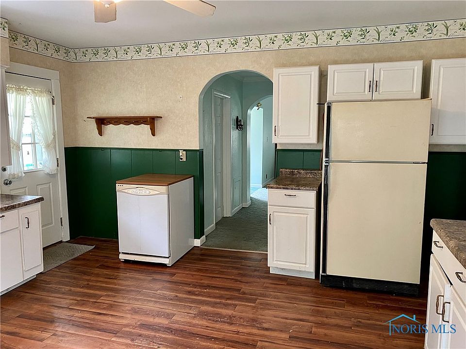5808 Cedar Point Rd, Oregon, OH 43616 Zillow