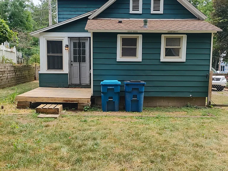 1508 Merrill St — Photo 24