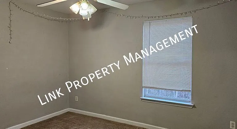 1106 Carline Rd #D — Photo 10