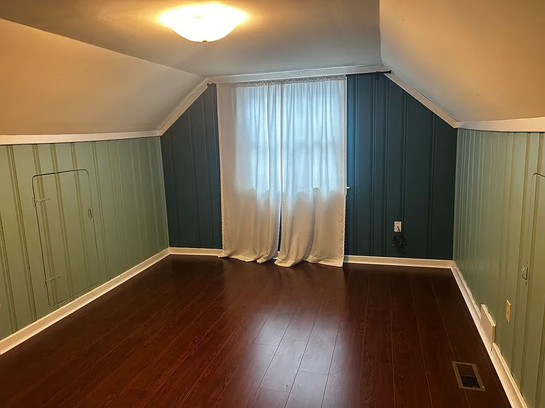 2421 Clarendon Ave — Photo 15