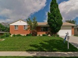 8035 S Willow Stream Dr, Cottonwood Heights, UT 84093