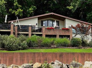 9718 Smith Diamond Rd, Mount Vernon, IN 47620