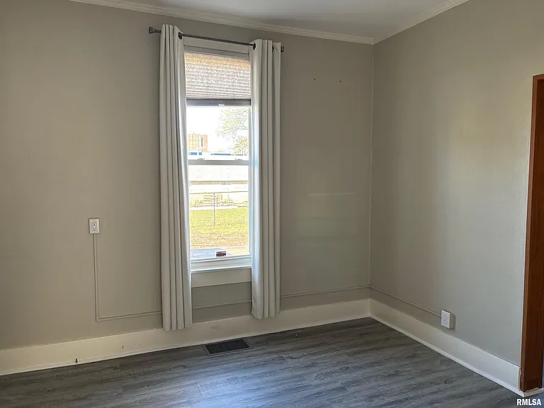 901 NE Glen Oak Ave #2 — Photo 11