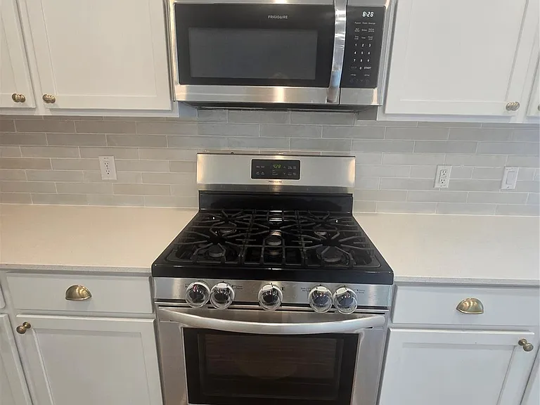 9919 Kingston Liberty Ln — Photo 5