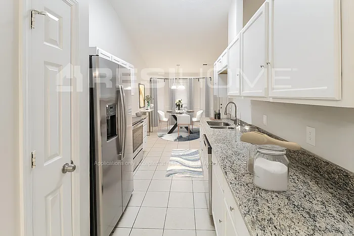 540 Mountainview Dr — Photo 3