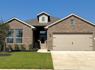 107 Goodnight Ct, Cleburne, TX 76033
