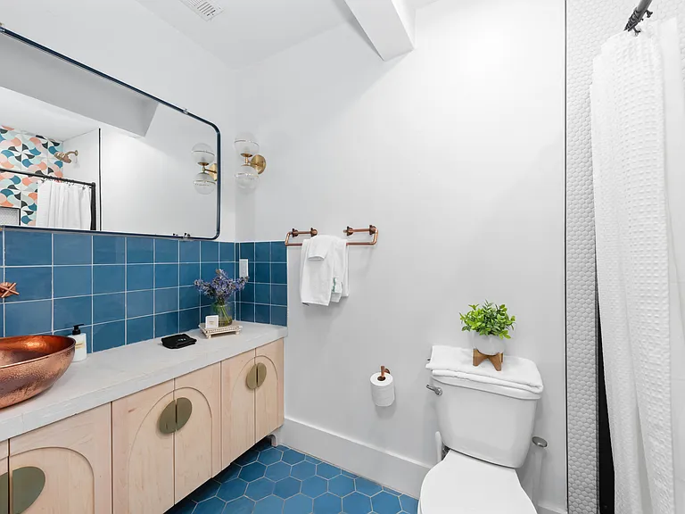 450 N Highland Ave NE #3 — Photo 25