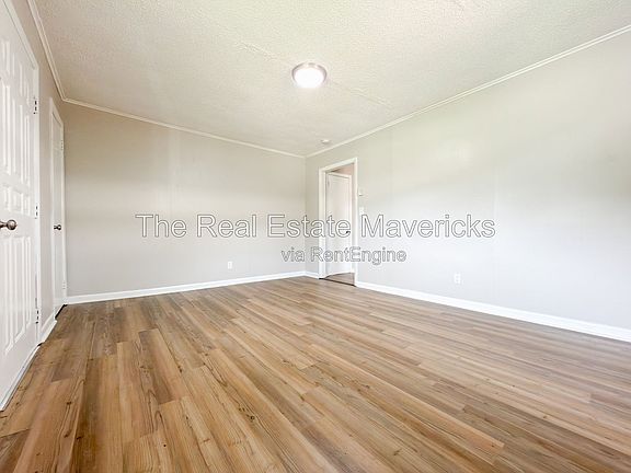 5th image of 4706 Midland Pike #1