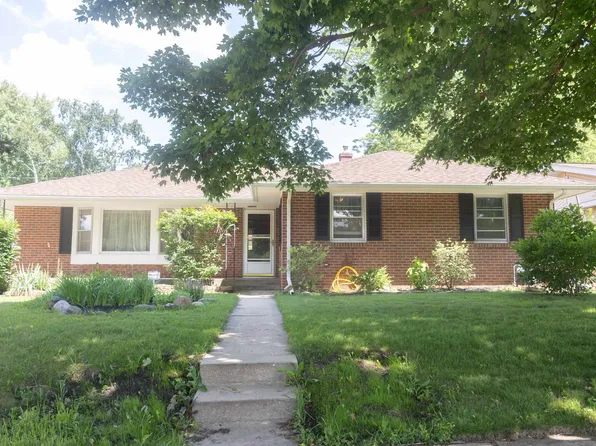 2316 Wyoming Dr, Rockford, IL 61108