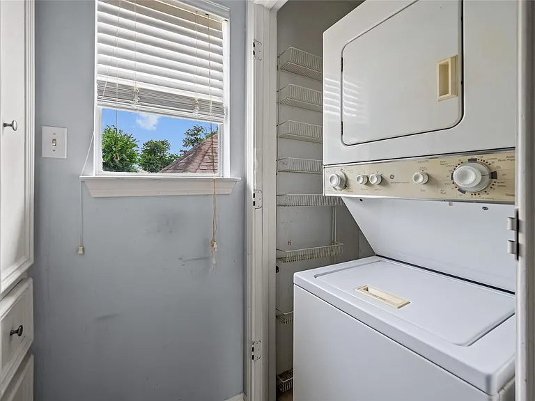 2142 Sul Ross St #A — Photo 7