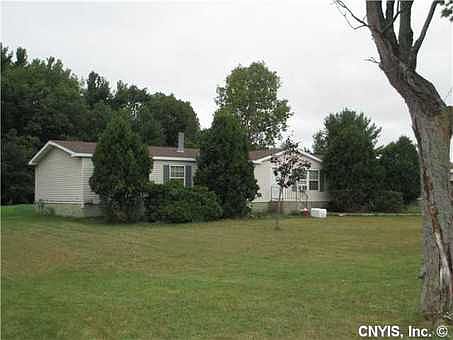 2nd image of 29641 Maple St