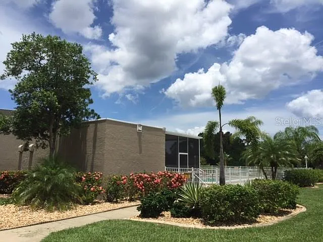 2 bed, 1362 sqft, $4,200 — Photo 4