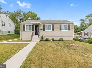 5405 Morton Pl, Riverdale, MD 20737