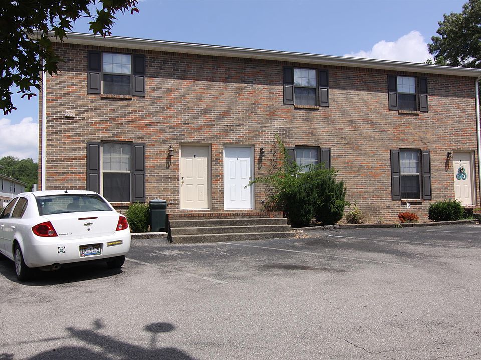 1st image of 270 Winters Ct