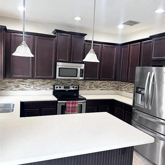 9319 Strongbark Ln — Photo 9