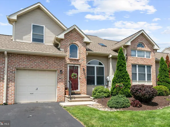 318 Windsor Pl, Macungie, PA 18062