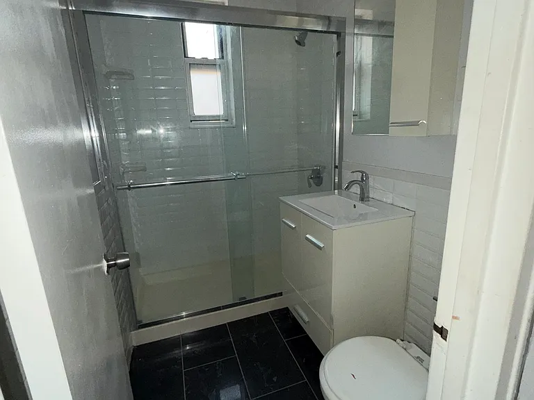 1916 Avenue K #3H — Photo 3