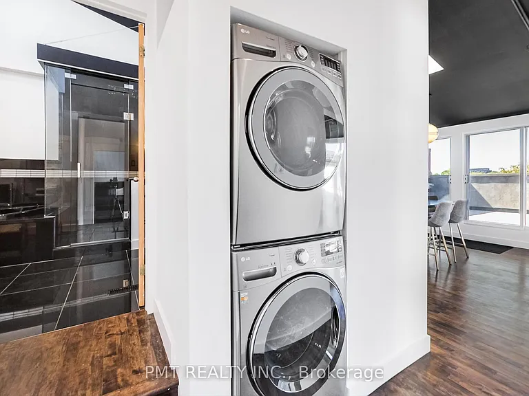 676 Richmond St W #210 — Photo 41