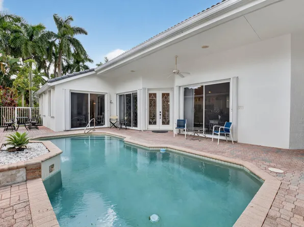 6032 Rossmoor Lakes Court, Boynton Beach, FL 33437