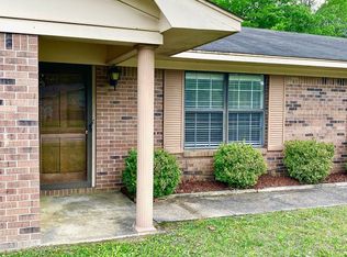 2305 Redbud Ln, Tupelo, MS 38801
