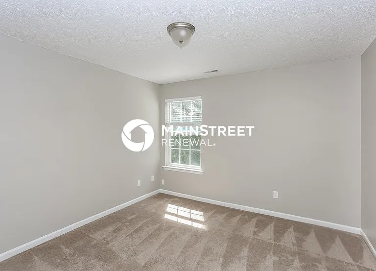 1325 Crestfield Dr — Photo 11
