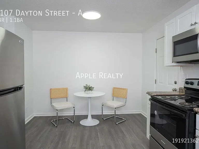 1107 Dayton St #A — Photo 6